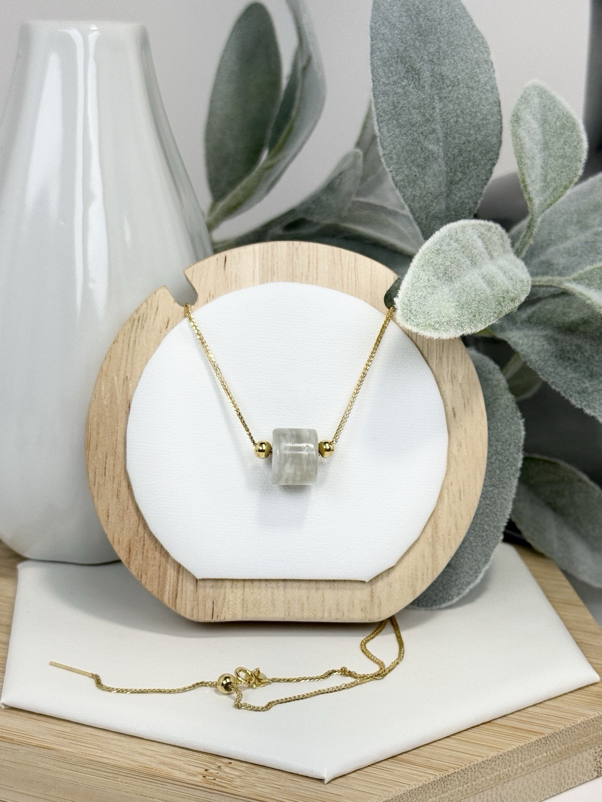 Hetian Jade Gray/White Banding Pendant Necklace 9.8/12.4MM 18IN Gold S925 Chain