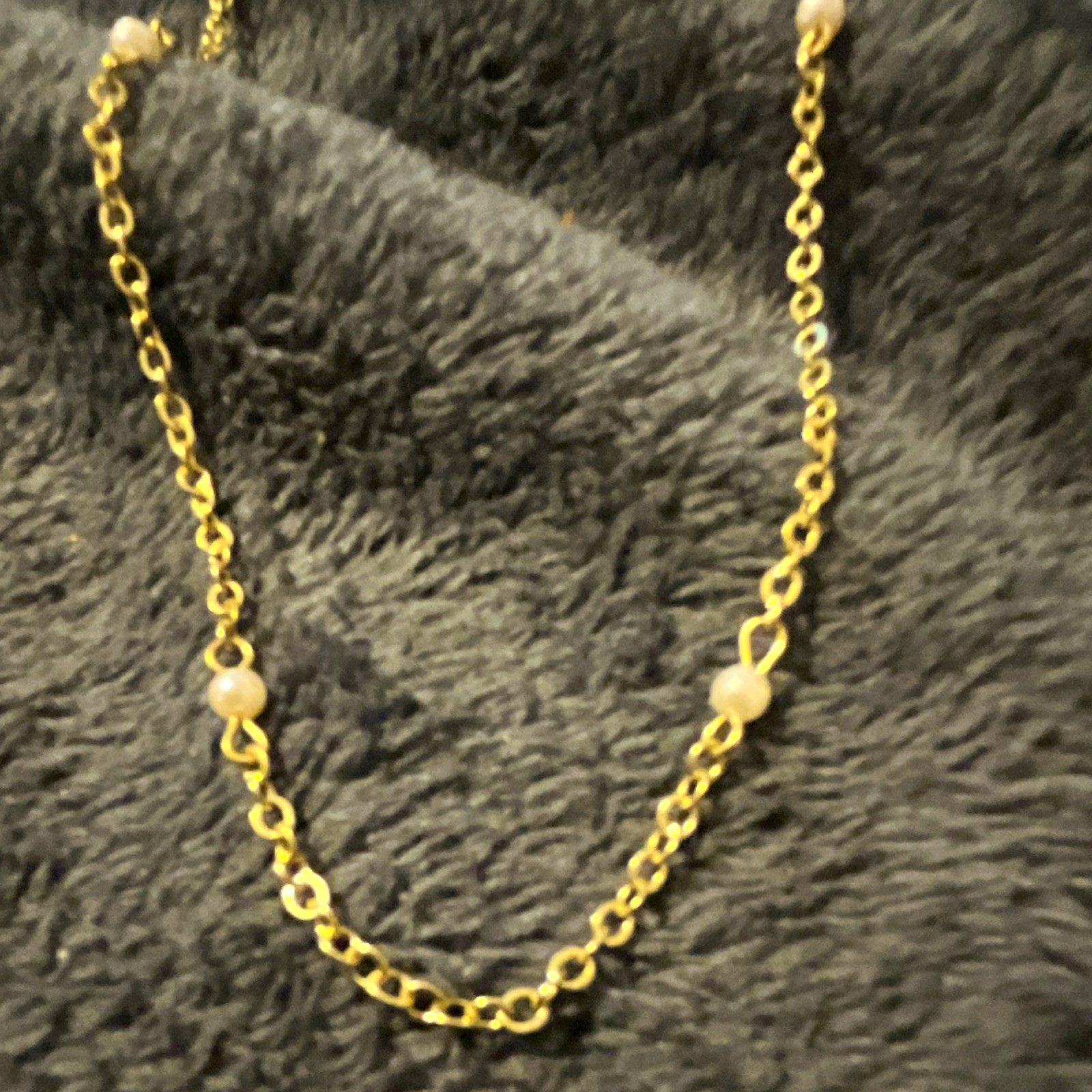 Gold Tone Cable Chain Station Round White Pearl Necklace Lobster Clasp