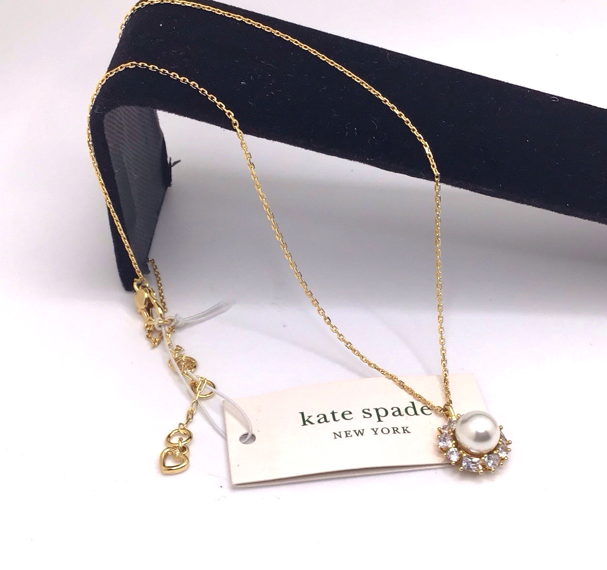Kate Spade Candy Shop Beautiful Gold Tone Solitaire Pearl Pendant Necklace