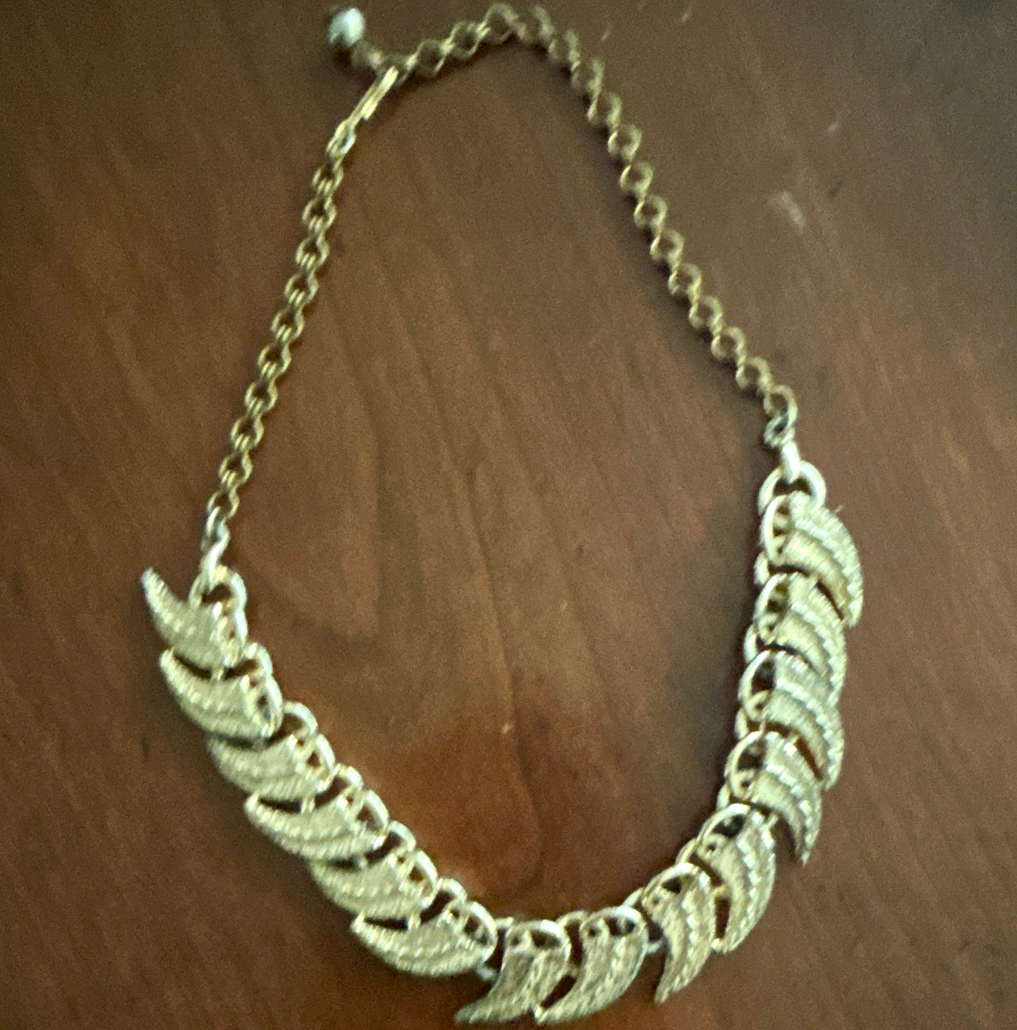 Gold Tone Leaf Link Statement Necklace, Cable Chain, No Stone