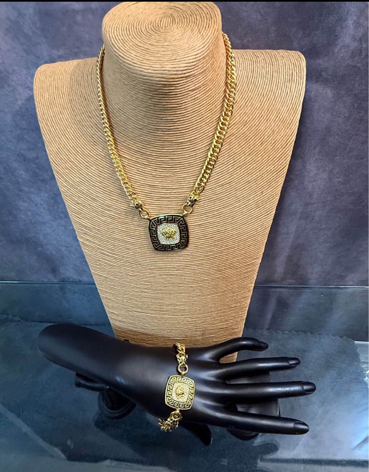 Gold plated. Tarnish free none fading necklace set
