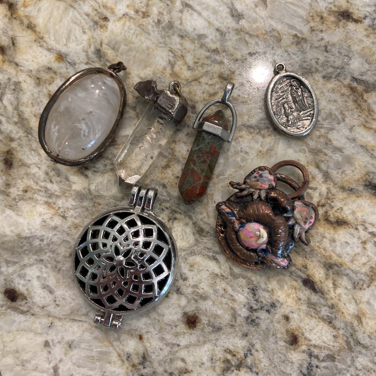 6 Various Pendants, Crystal, stone, metal materials