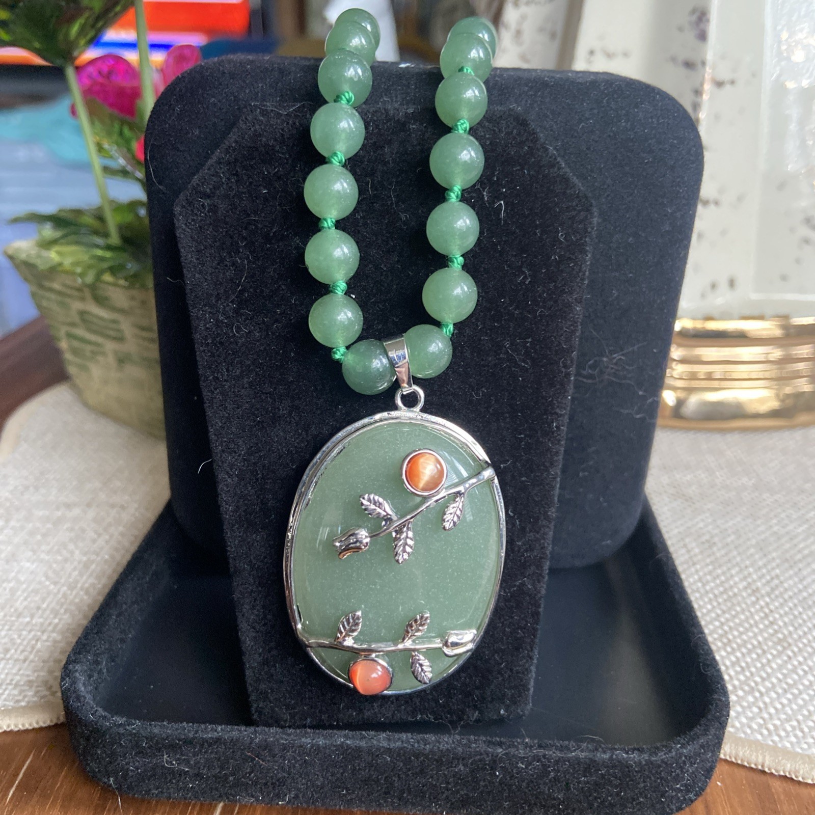 Green Jade Colored Necklace & Pendant Orange Cats Eyes Karis?