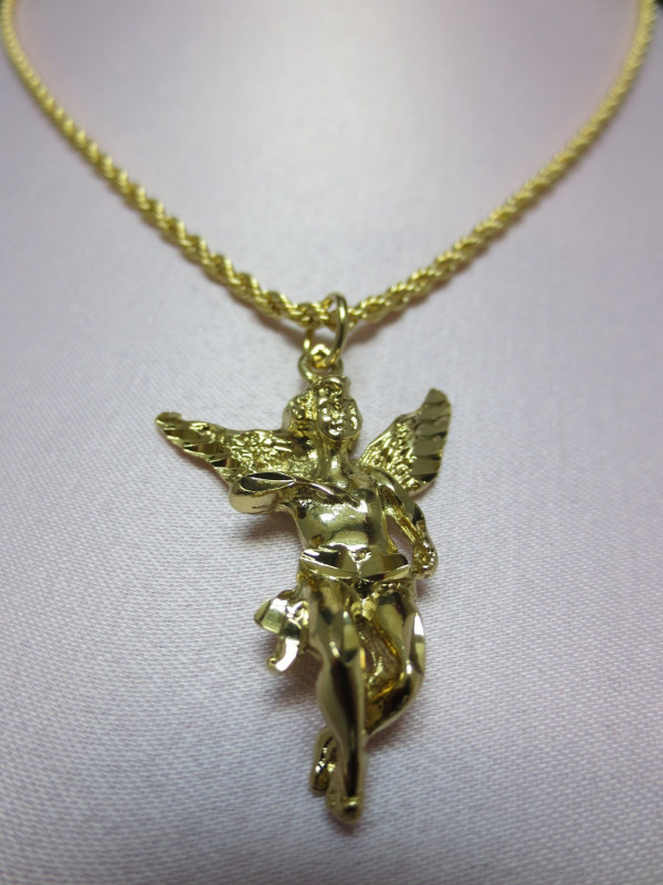 14KT GOLD PLATED 16″-30″ 2.5MM ROPE WITH A LARGE ANGEL CHARM USA SELLER