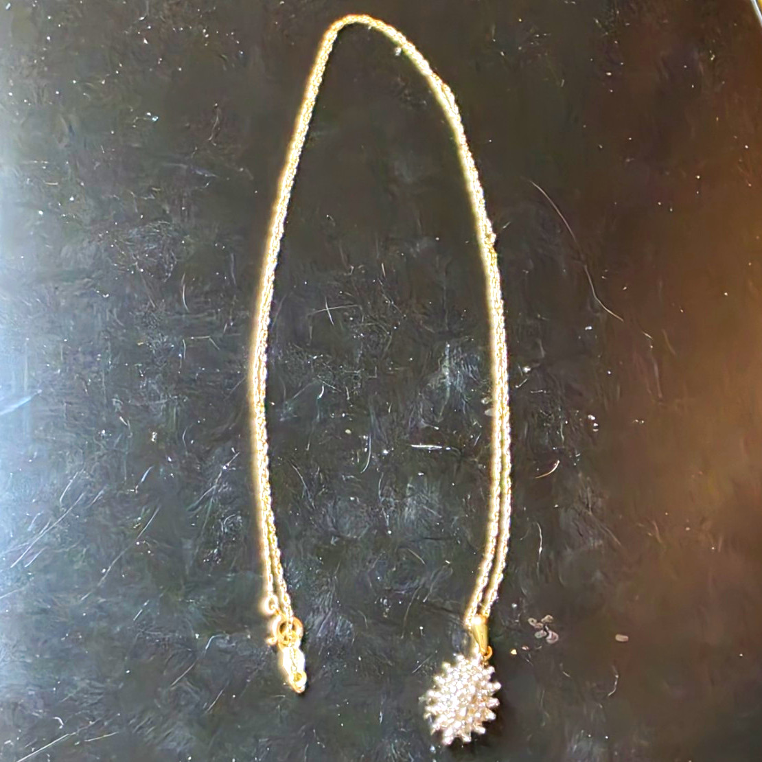 10K 2gram Gold Chain Necklace, Starburst Cluster Pendant, Signed